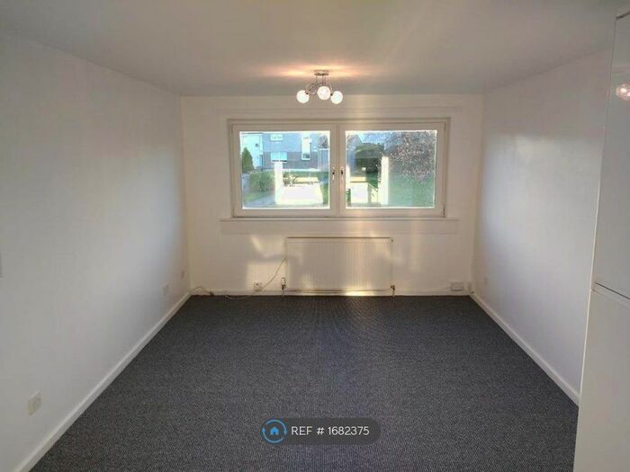 3 Bedroom Flat To Rent In Glen Nevis, East Kilbride, Glasgow, G74