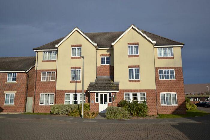 2 Bedroom Flat To Rent In Artillery Drive, Thatcham, RG19