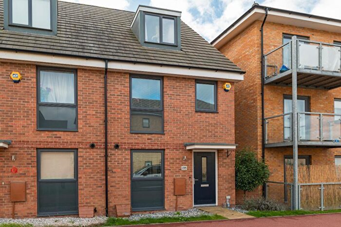 3 Bedroom End Of Terrace House For Sale In Burney Drive, Glebe Farm, Milton Keynes, Buckinghamshire, MK17