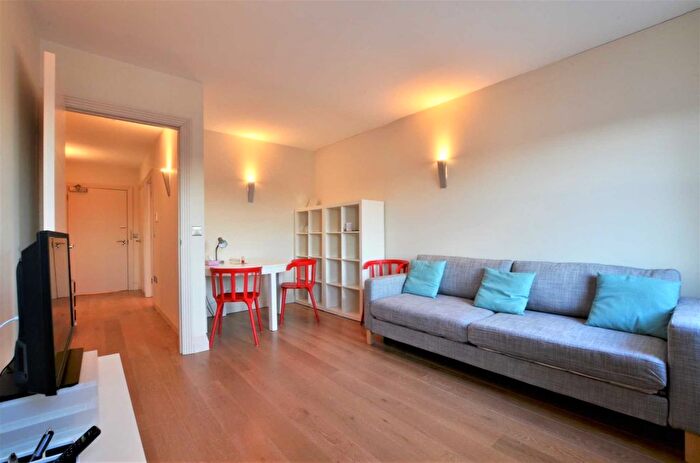 1 Bedroom Flat To Rent In Fulham Road, Fulham, SW6