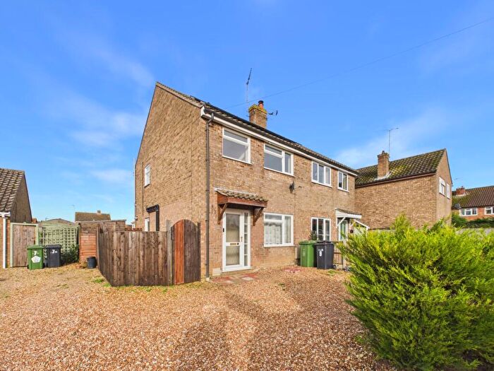 3 Bedroom Semi Detached House For Sale In Stone Close, Watlington, King's Lynn, PE33