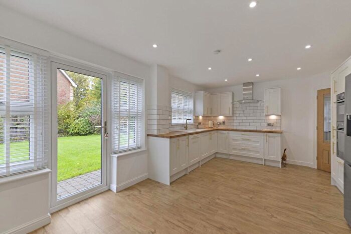 4 Bedroom Detached House To Rent In Peregrine Road, Kings Hill, ME19