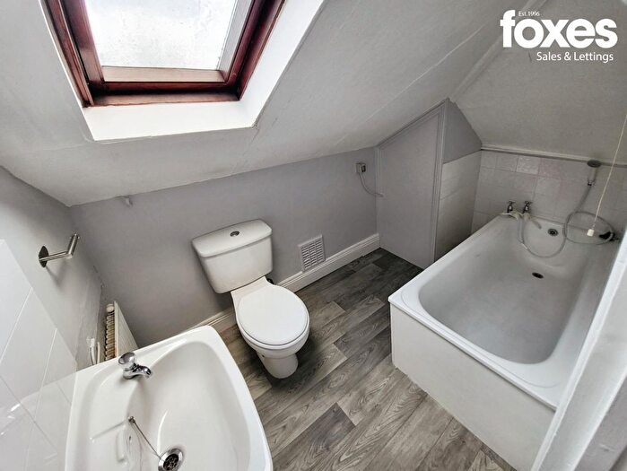 1 Bedroom Studio To Rent In Wootton Gardens, Bournemouth, BH1