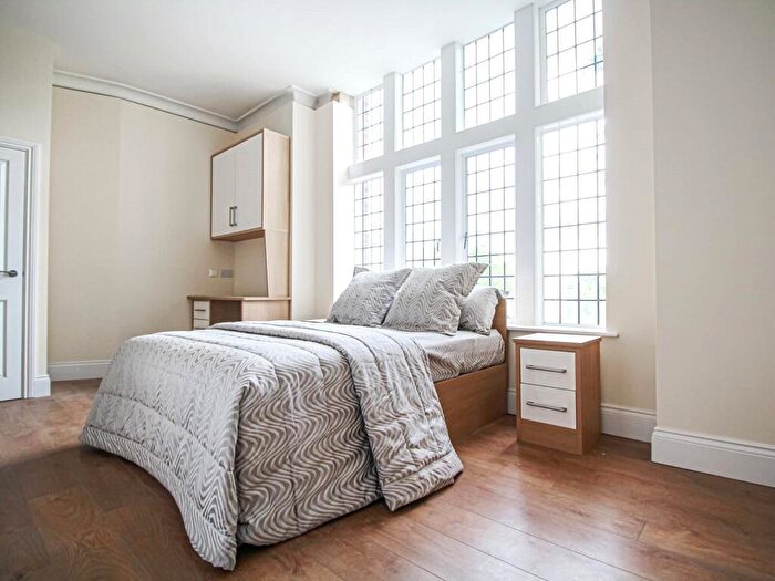 1 Bedroom Apartment To Rent In Apt, Fairbairn Residence #, LS2