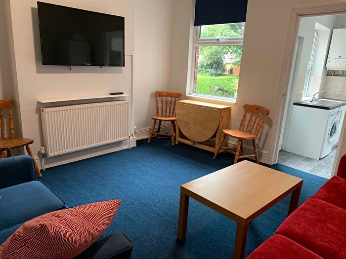 5 Bedroom Terraced House To Rent In Springvale Road, S10