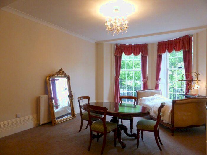 1 Bedroom Flat To Rent In Hanover Crescent -, P15