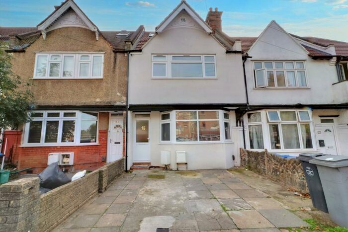 6 Bedroom Terraced House To Rent In Union Road, Wembley, HA0