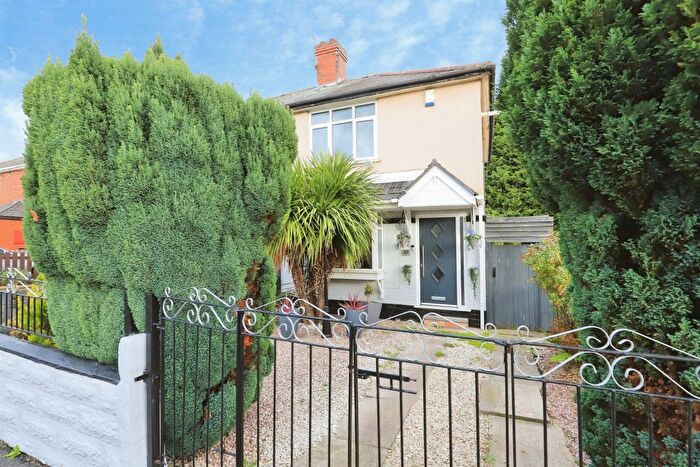 2 Bedroom Semi Detached House For Sale In Foster Road, Low Hill, Wolverhampton, WV10