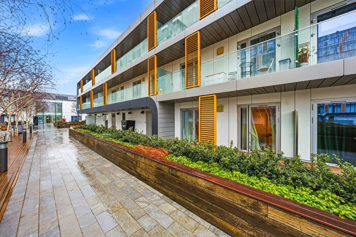 1 Bedroom Flat For Sale In Love Lane, London, SE18