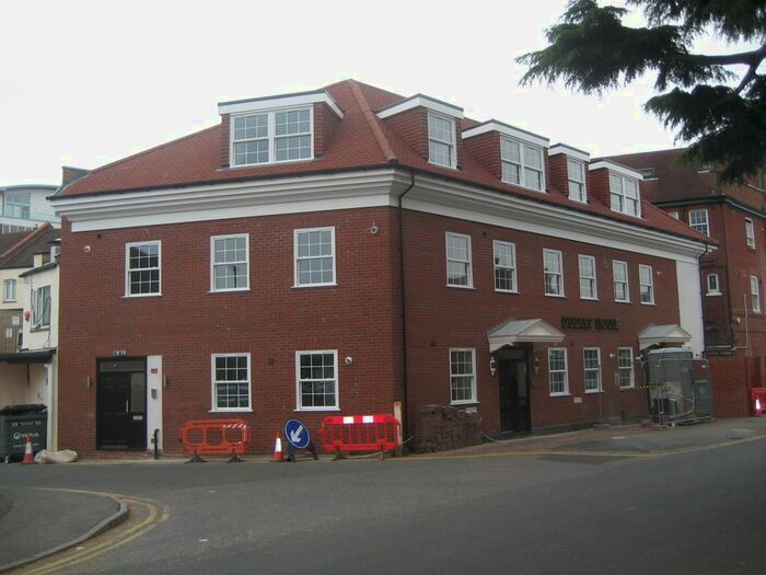 1 Bedroom Flat To Rent In Dunbar Avenue, Beckenham, Kent, BR3