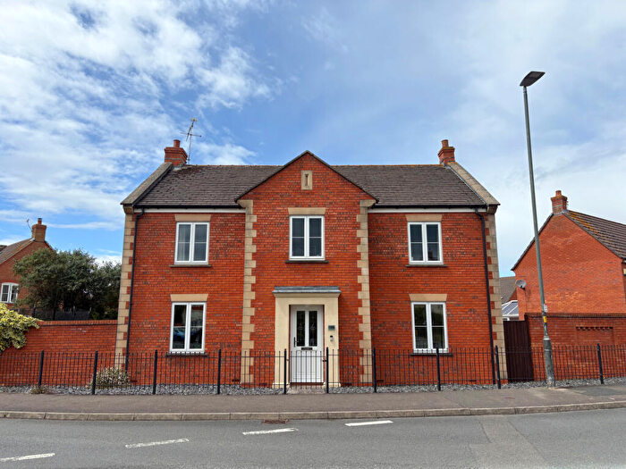 4 Bedroom Detached House For Sale In Cambrian Road, Walton Cardiff, Tewkesbury, GL20