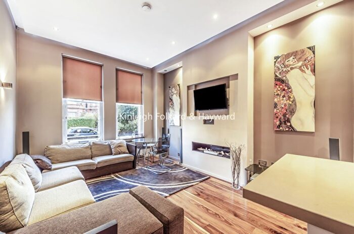 1 Bedroom Flat To Rent In Compayne Gardens, South Hampstead, London, NW6