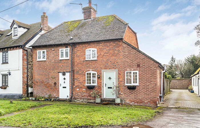 1 Bedroom Semi-Detached House For Sale In High Street, Drayton, OX14