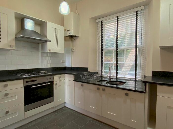 1 Bedroom Flat To Rent In Mumbles Road, Mumbles, Swansea, SA3