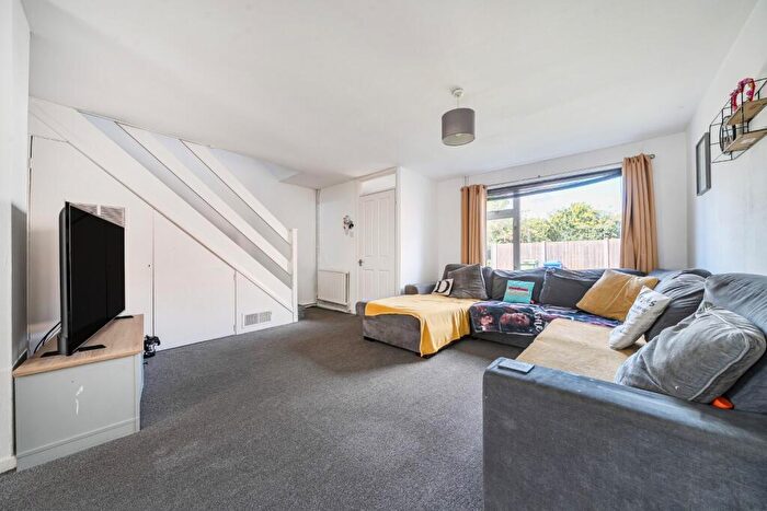 3 Bedroom End Of Terrace House For Sale In Lavender Court, Sittingbourne, Kent, ME10
