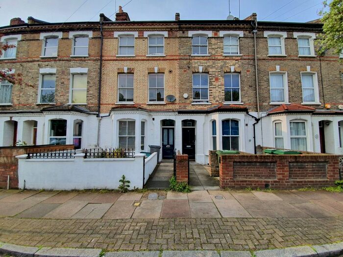 5 Bedroom Terraced House To Rent In Roden Street, Holloway, N7