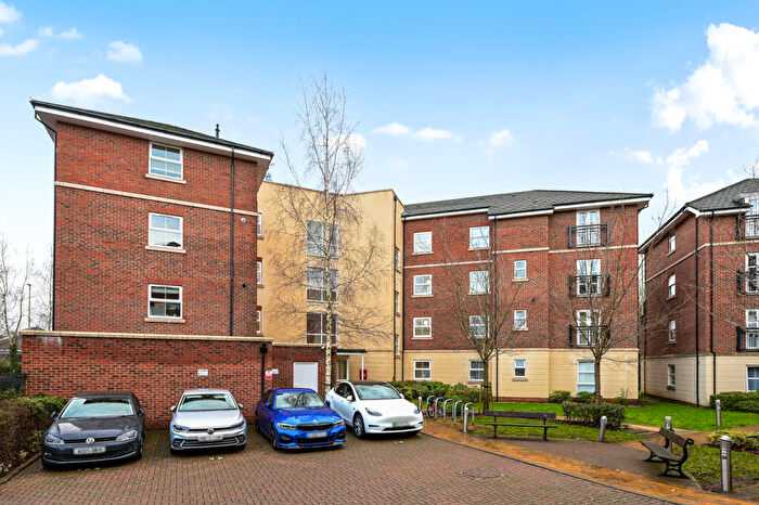 2 Bedroom Apartment To Rent In Kenley Place, Queensgate, GU14