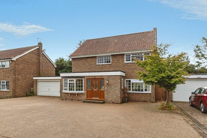 4 Bedroom Detached House For Sale In College Close, Dalton Piercy, Hartlepool, TS27