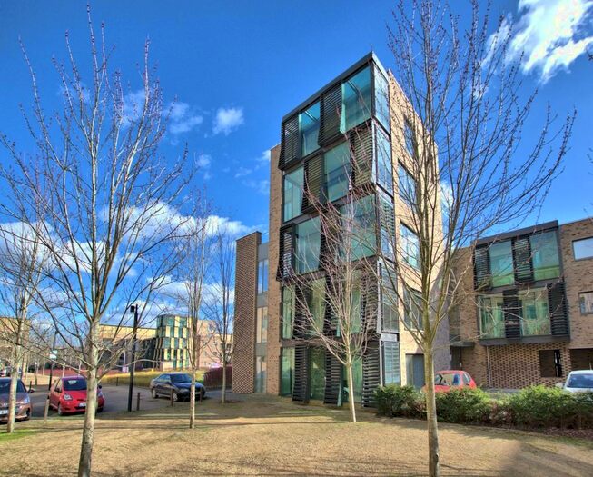 3 Bedroom Apartment To Rent In Addenbrookes Road, Trumpington, CB2