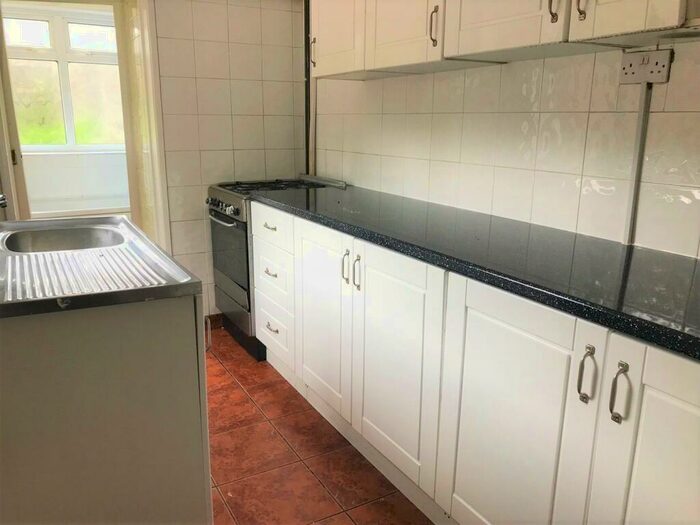 4 Bedroom End Of Terrace House To Rent In Gleave Road, Selly Oak, Birmingham, B29