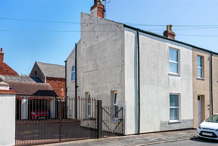 3 Bedroom Semi-Detached House For Sale In George Street, Withernsea, HU19