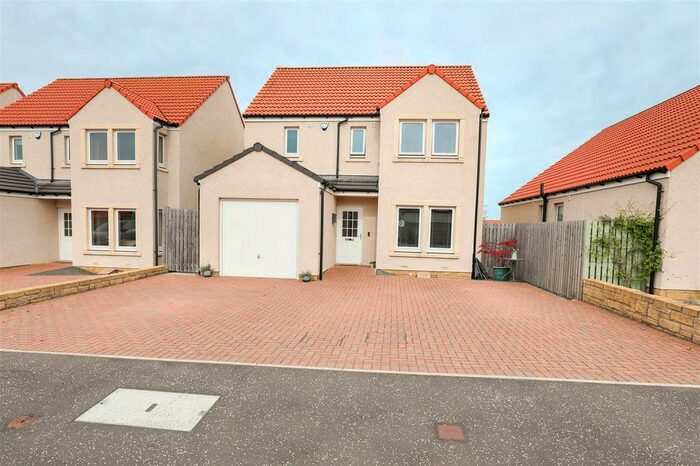 3 Bedroom Detached House For Sale In Randolph Court, Coaltown Of Wemyss, Kirkcaldy, KY1
