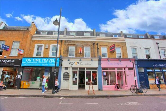 3 Bedroom Flat To Rent In Roman Road, Bow, Mile End, London, E3