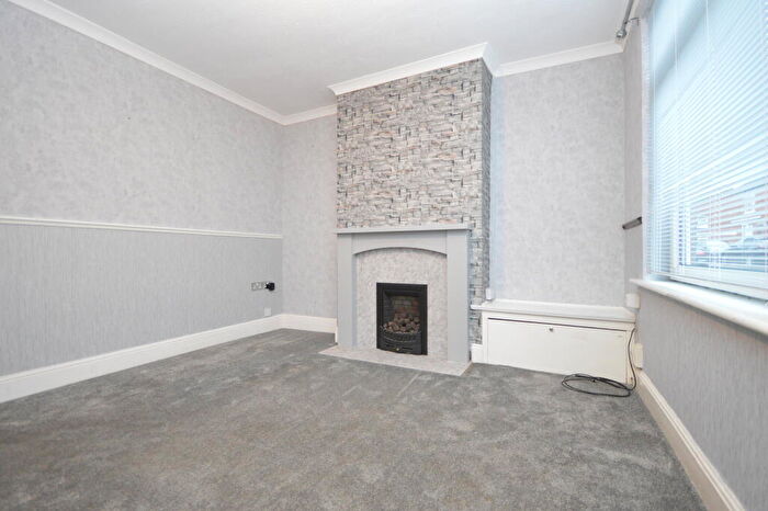 2 Bedroom House To Rent In Barnwell Street, Kettering, NN16