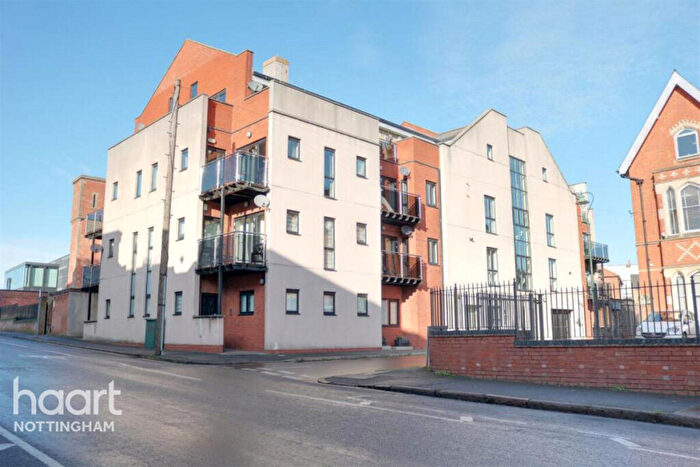 2 Bedroom Apartment To Rent In Cottage Terrace, Nottingham, NG1