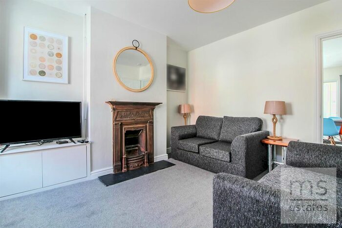 2 Bedroom Terraced House To Rent In Cecil Street, Nottingham, NG7