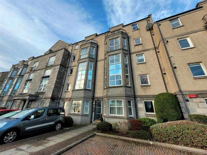 2 Bedroom Flat To Rent In Ruthrieston Court, Riverside Drive, Aberdeen AB10