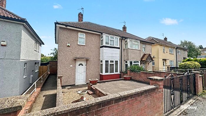 2 Bedroom Semi-Detached House For Sale In Kaye Road, Mansfield, NG19