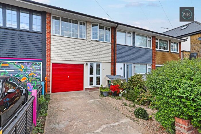 3 Bedroom Terraced House For Sale In Malmesbury Road, South Woodford, London, E18