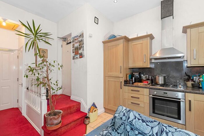 1 Bedroom Flat For Sale In Dundridge Lane, Valma Court, BS5