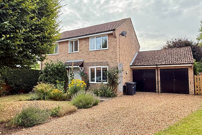 4 Bedroom Detached House For Sale In London Road, Godmanchester, Cambridgeshire., PE29