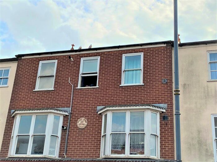 2 Bedroom Flat To Rent In High Street, Holbeach, Spalding, PE12