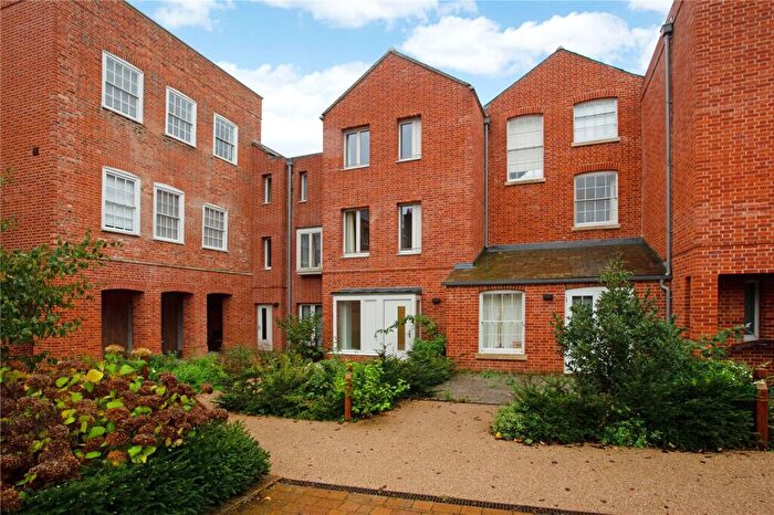 3 Bedroom Terraced House To Rent In Canon Street, Winchester, Hampshire, SO23