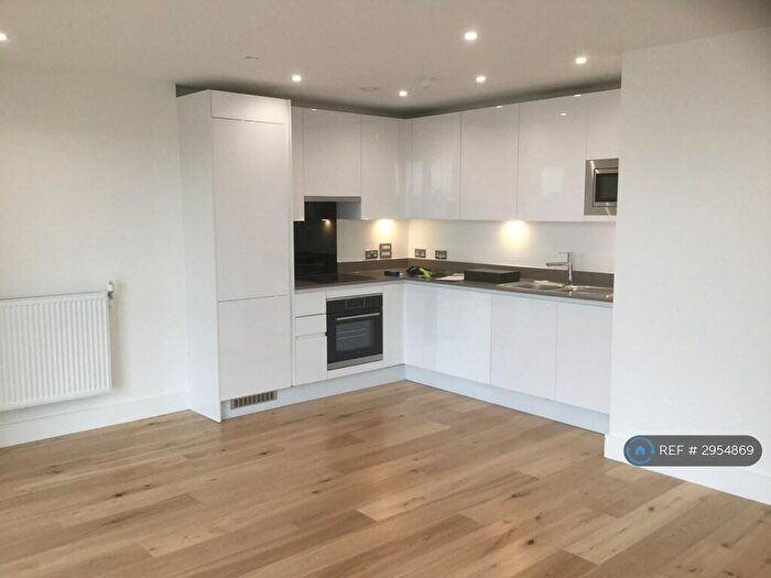 1 Bedroom Flat To Rent In High St, London, E15