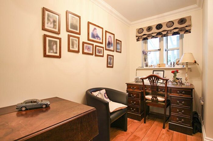 4 Bedroom Detached House For Sale In Nursery Close, Moreton-in-Marsh, Gloucestershire., GL56