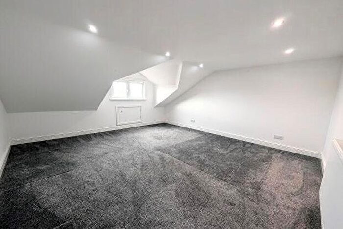 5 Bedroom Property To Rent In Montgomerie Road, Southsea, PO5