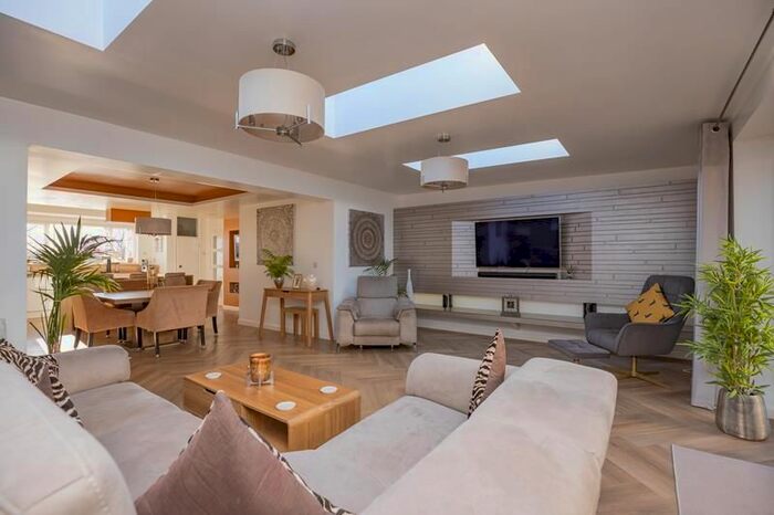 5 Bedroom Bungalow For Sale In High Pitch, Suckley Road, Leigh, Worcester, WR6