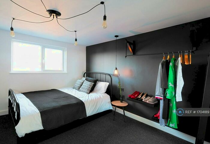 Studio To Rent In Leacroft Road, Derby, DE23