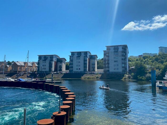 3 Bedroom Flat To Rent In Pierhead View, Penarth, CF64