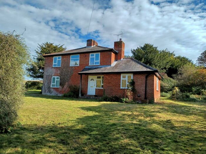 3 Bedroom Detached House To Rent In The Old Farmhouse, Stoke Charity, SO21