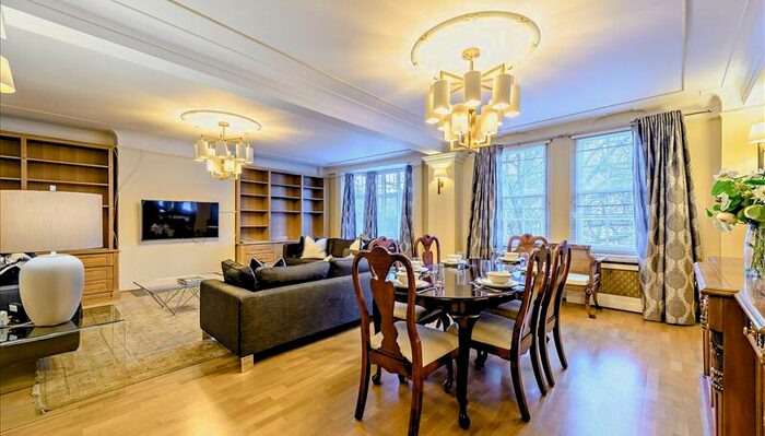 4 Bedroom Flat To Rent In Strathmore Court, Park Road, London, NW8