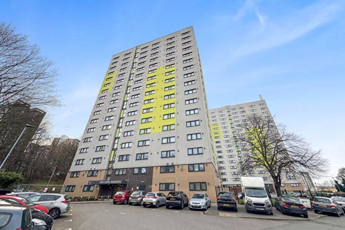 1 Bedroom Flat To Rent In Oatland Heights, Leeds, LS7