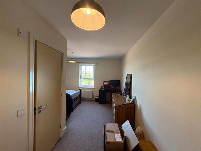 2 Bedroom Apartment To Rent In Gladstone Mill, Warrington Street, Stalybridge, SK15