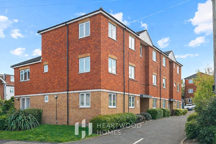 1 Bedroom Flat For Sale In Sanders Place Camp Road, St. Albans, AL1