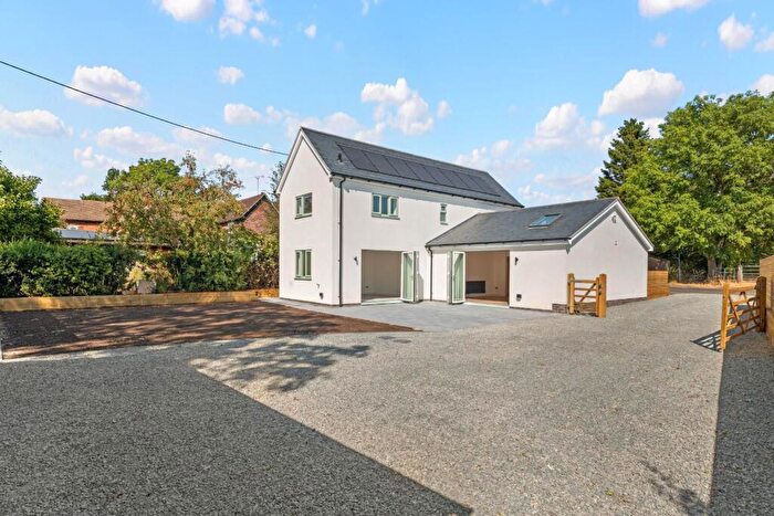 3 Bedroom Detached House For Sale In Old Milverton, Leamington Spa, CV32