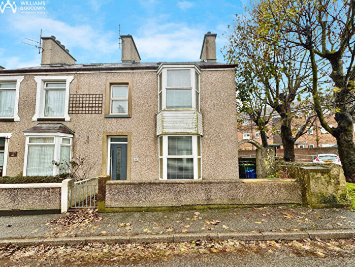 3 Bedroom End Of Terrace House For Sale In Devonald Street, Holyhead, LL65